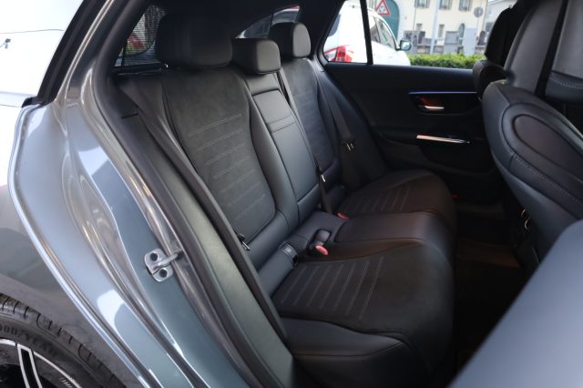 MERCEDES-BENZ C 300 usata 141