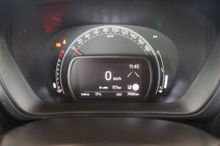 TOYOTA Aygo X usata, con Autoradio digitale