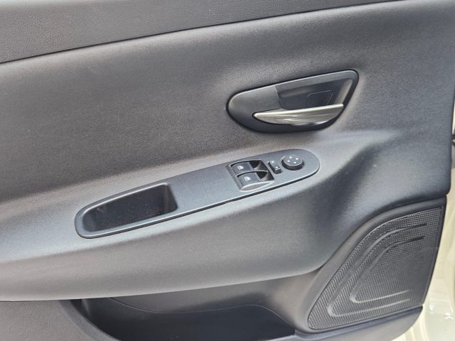 LANCIA Ypsilon usata, con ESP
