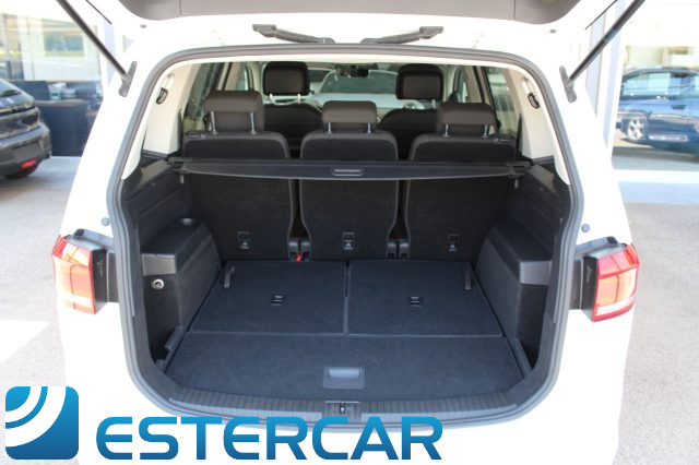 VOLKSWAGEN Touran usata, con Touch screen