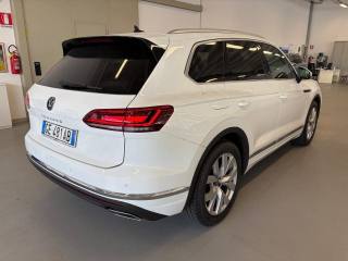 VOLKSWAGEN Touareg usata, con Antifurto