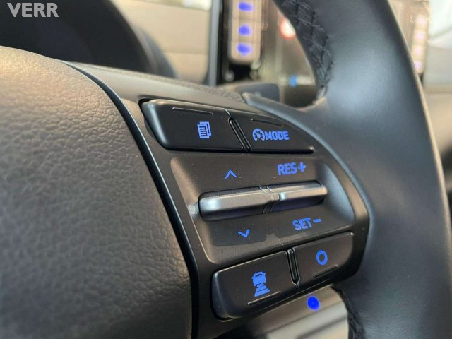 HYUNDAI Kona usata, con USB