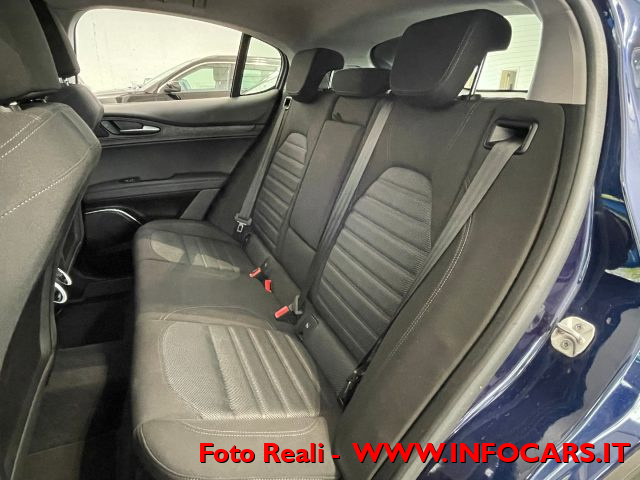 ALFA ROMEO Stelvio usata, con Autoradio