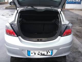 OPEL Astra usata, con Autoradio