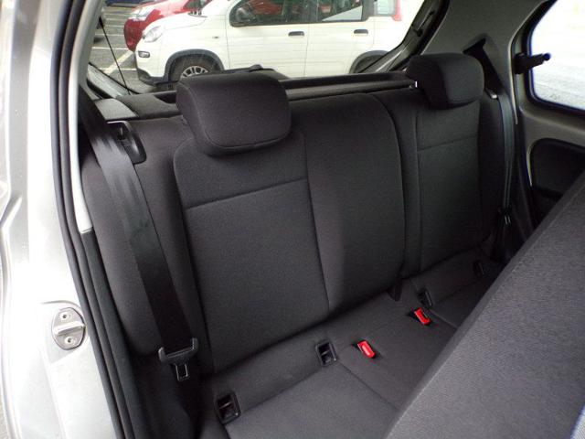 VOLKSWAGEN e-up! usata 53