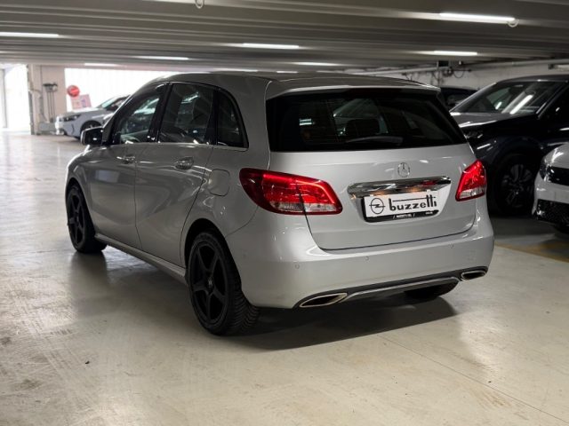 MERCEDES-BENZ B 180 usata, con Boardcomputer