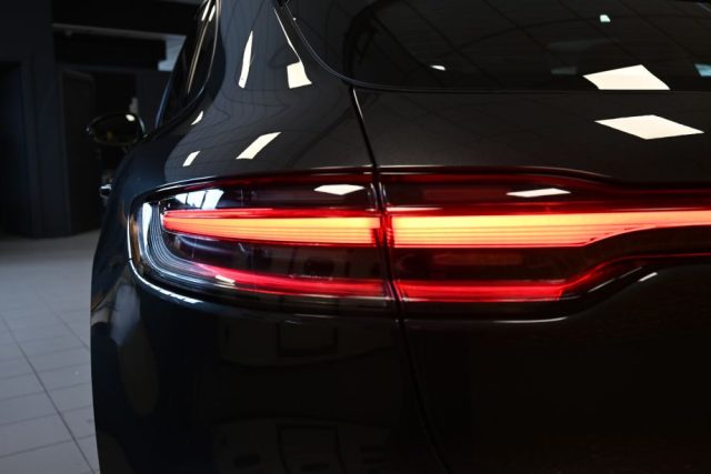 PORSCHE Macan usata 16