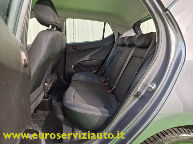 HYUNDAI i10 usata 30
