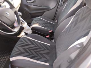 LANCIA Ypsilon usata, con Park Distance Control