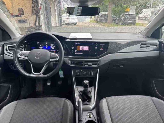 VOLKSWAGEN Polo usata, con Autoradio