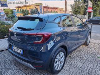 RENAULT Captur usata, con Autoradio