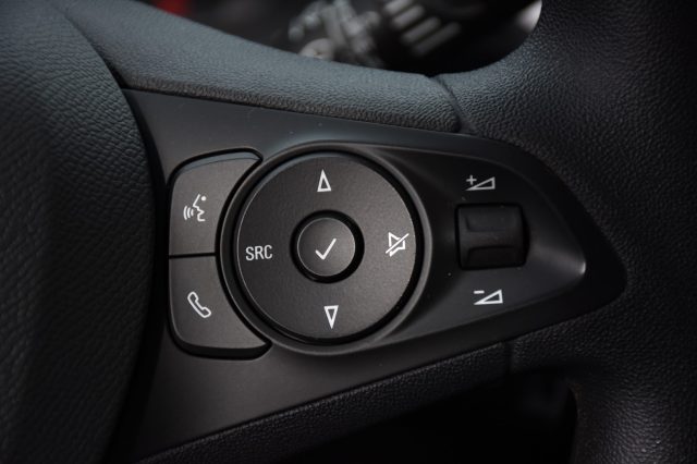 OPEL Corsa usata, con Controllo vocale