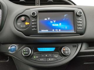 TOYOTA Yaris usata, con Fendinebbia