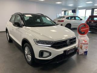 VOLKSWAGEN T-Roc usata, con MP3
