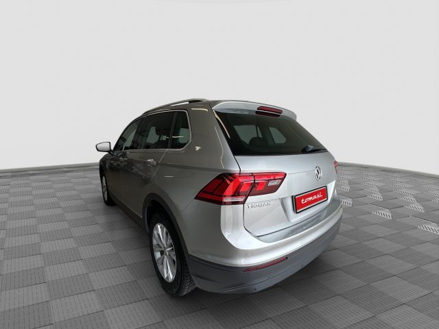 VOLKSWAGEN Tiguan usata 2