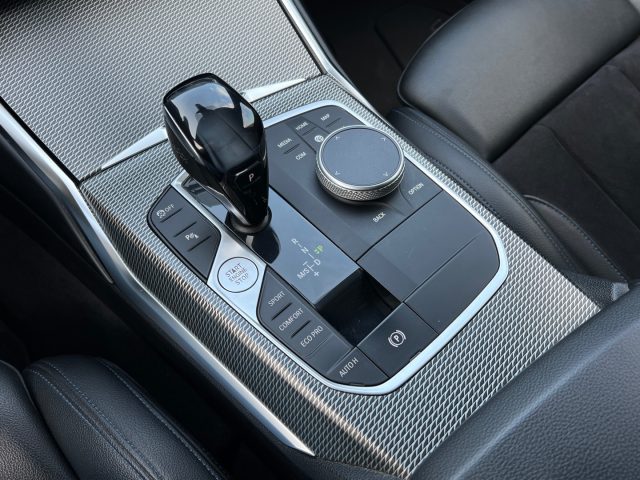 BMW 320 usata, con Fendinebbia