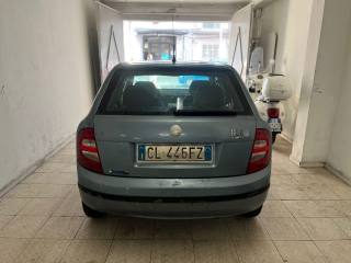 SKODA Fabia usata, con Controllo automatico clima