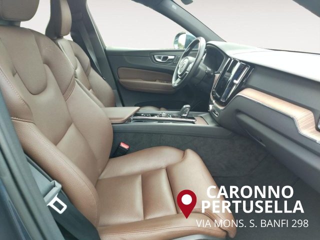 VOLVO XC60 usata, con Sedile posteriore sdoppiato