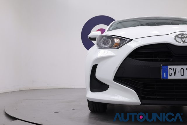 TOYOTA Yaris usata, con Telecamera per parcheggio assistito