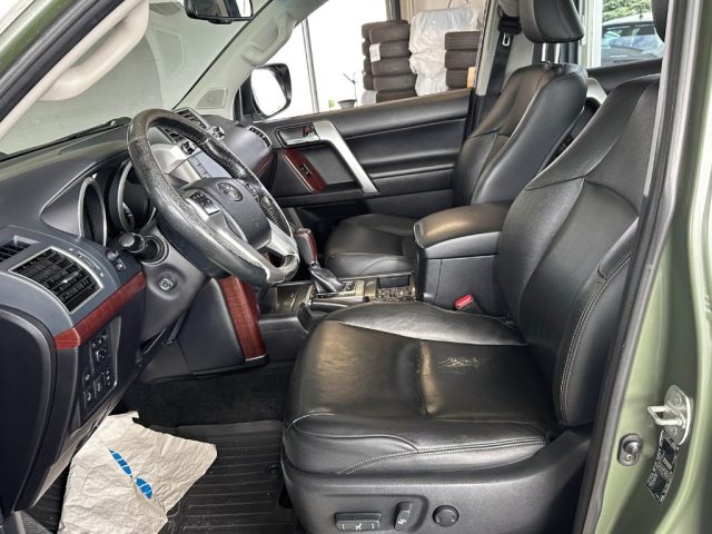TOYOTA Land Cruiser usata, con Controllo automatico clima