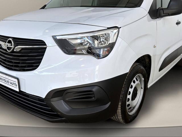 OPEL Combo usata, con Isofix