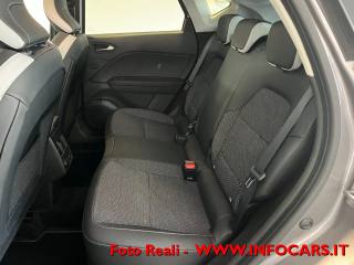 RENAULT Captur usata, con Autoradio