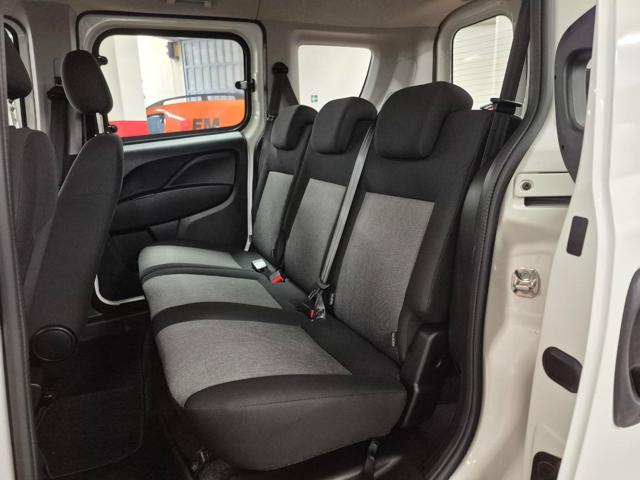 FIAT Doblo usata 17