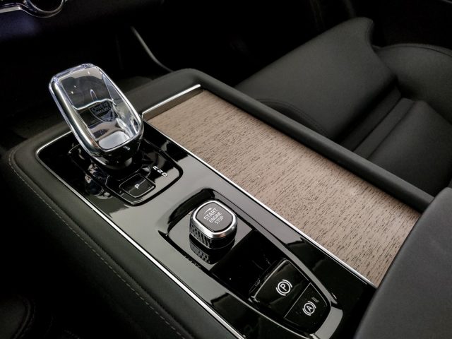 VOLVO XC90 usata, con Sedili riscaldati