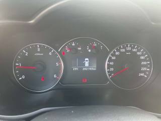KIA Carens usata, con Fendinebbia