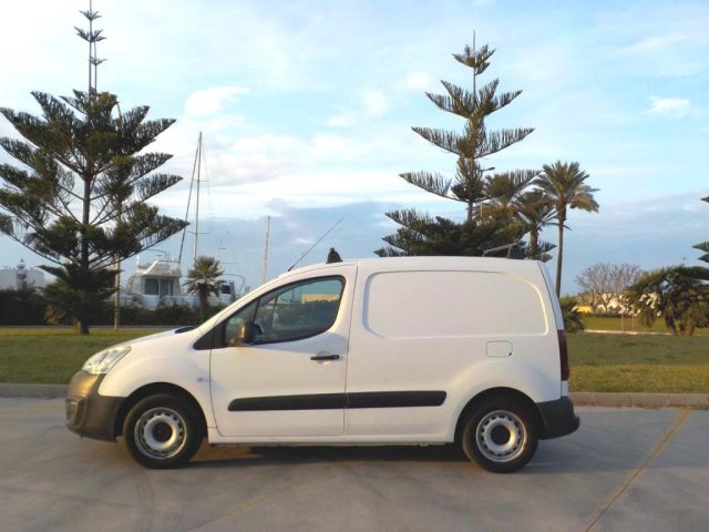 PEUGEOT Partner usata, con Cruise Control
