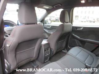 FORD Kuga usata, con Bracciolo