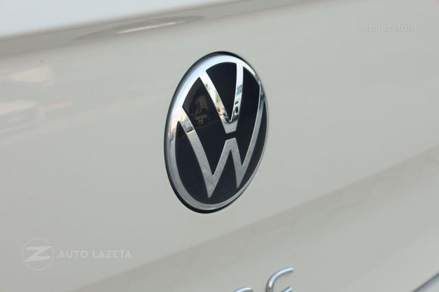 VOLKSWAGEN T-Roc usata, con Isofix