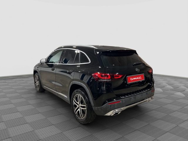 MERCEDES-BENZ CLA usata 2