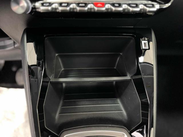 PEUGEOT 208 usata 25
