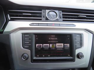 VOLKSWAGEN Passat Variant usata, con Filtro antiparticolato