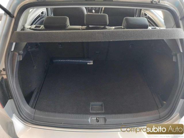 VOLKSWAGEN Golf usata 26