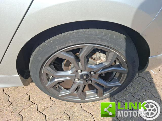 FORD Fiesta usata, con Bluetooth