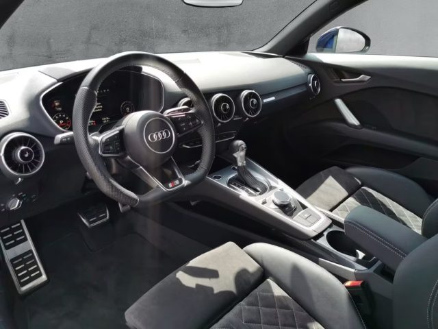 AUDI TT usata, con Controllo automatico clima