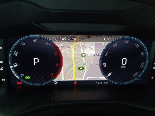 SKODA Karoq usata, con Fari LED