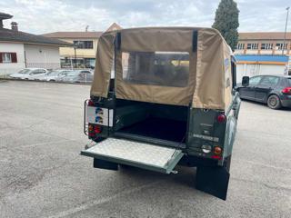LAND ROVER Defender usata 14