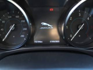 JAGUAR XE usata, con Controllo elettronico della corsia