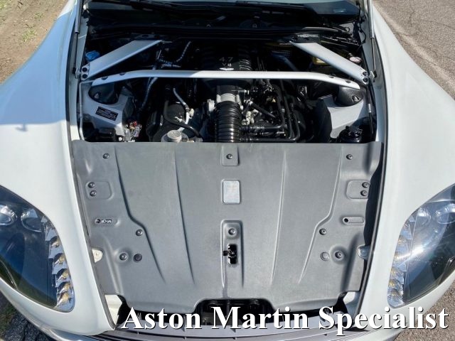 ASTON MARTIN Vantage usata 47