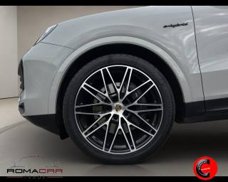 PORSCHE Cayenne usata, con Sedile posteriore sdoppiato