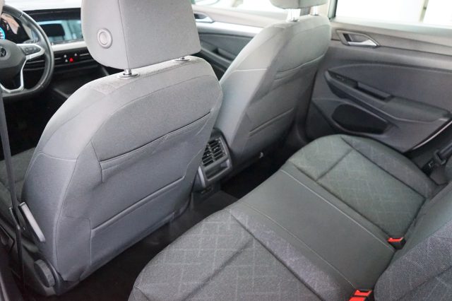 VOLKSWAGEN Golf usata, con Hill holder
