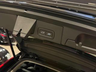 VOLVO XC60 usata, con Volante multifunzione