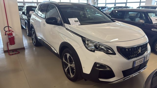 PEUGEOT 3008 usata, con Airbag