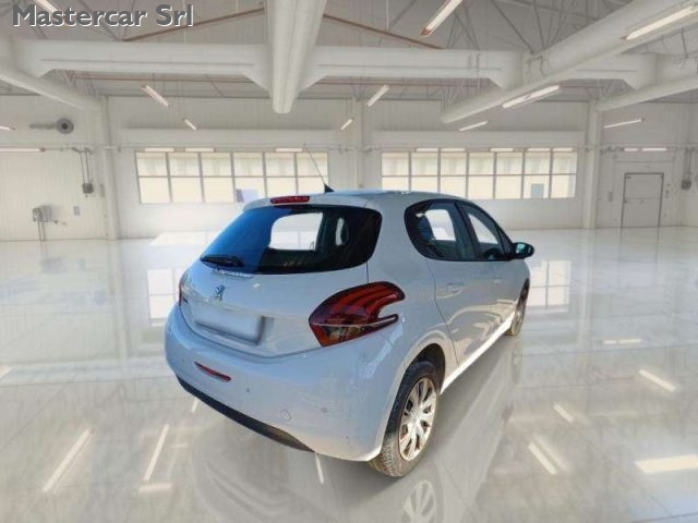 PEUGEOT 208 usata, con Alzacristalli elettrici
