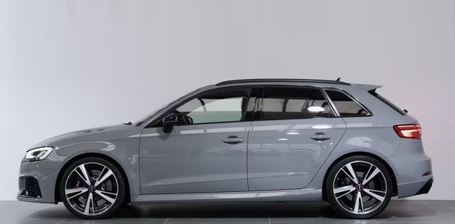AUDI RS3 usata, con Autoradio