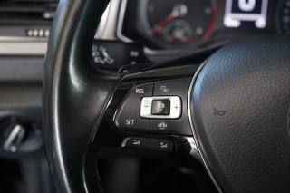 VOLKSWAGEN T-Roc usata 26