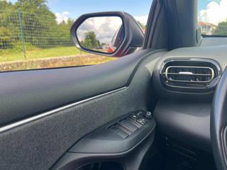 TOYOTA Yaris usata, con Bluetooth
